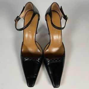 Gucci Black Leather Ankle Strap Heels - US W 6